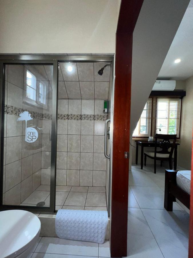 One South Place Hotel Cidade de Belize Exterior foto